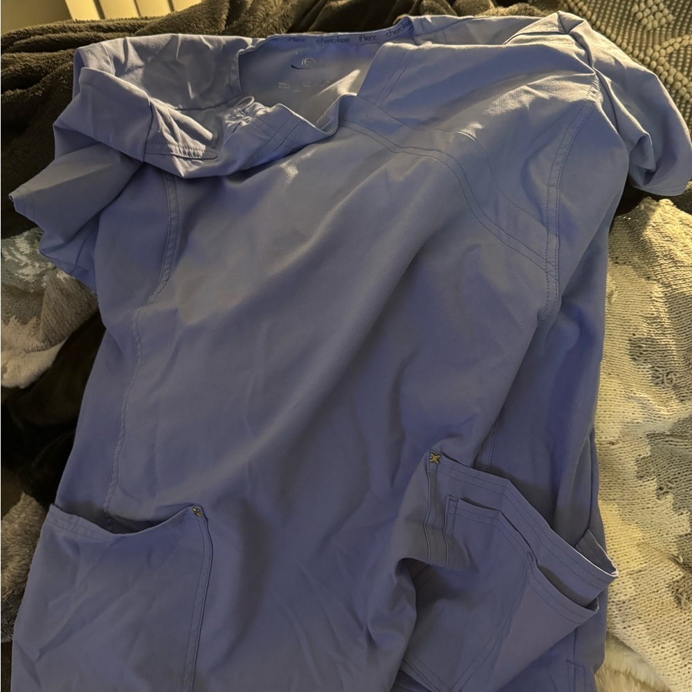 Cherokee iFlex Blue Scrub Top